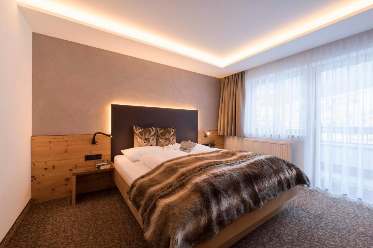 Hotel Garni Mirabell อิสชเกิล ภายนอก รูปภาพ