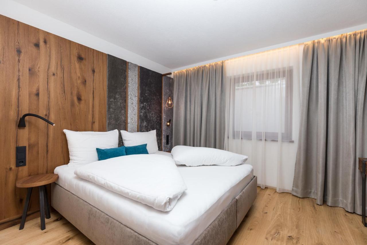 Hotel Garni Mirabell อิสชเกิล ภายนอก รูปภาพ